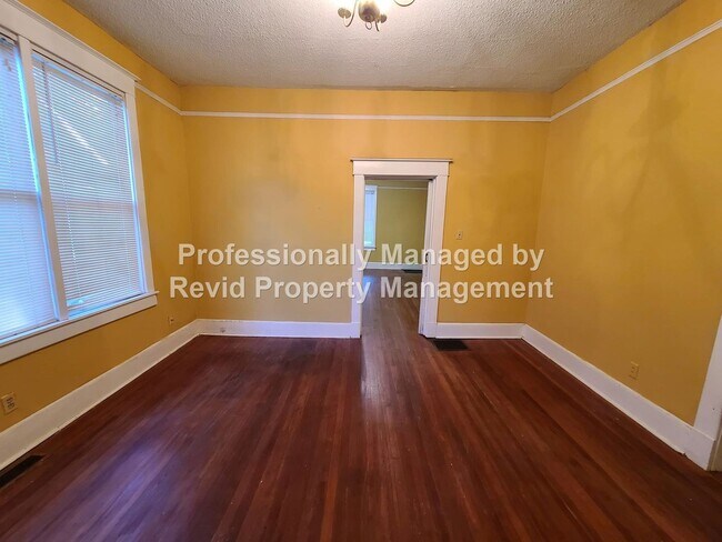 Building Photo - First Month Free on a 13-Month Lease