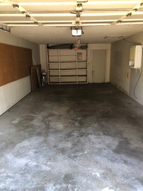 Building Photo - 3806 Overland Dr