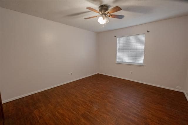 Building Photo - 503 N Walnut Creek Dr