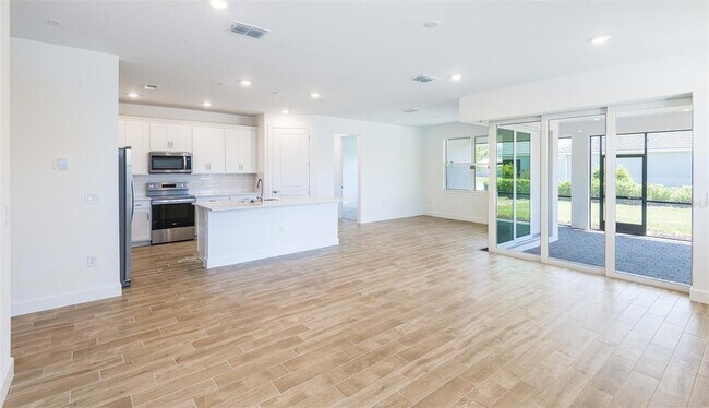 Building Photo - 6957 Honeybell Dr