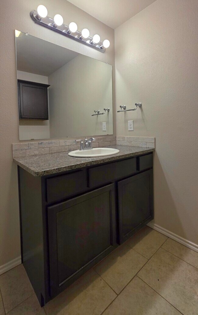 Building Photo - 7504 100th St