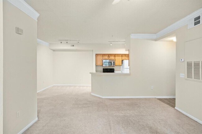 Building Photo - 13016 Plantation Park Cir