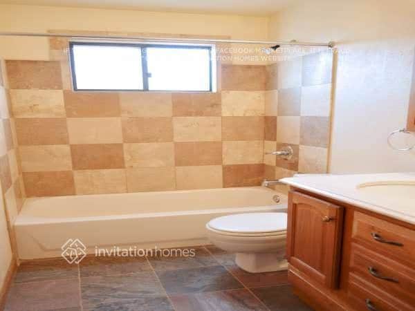 Building Photo - 4816 S Pitkin Way