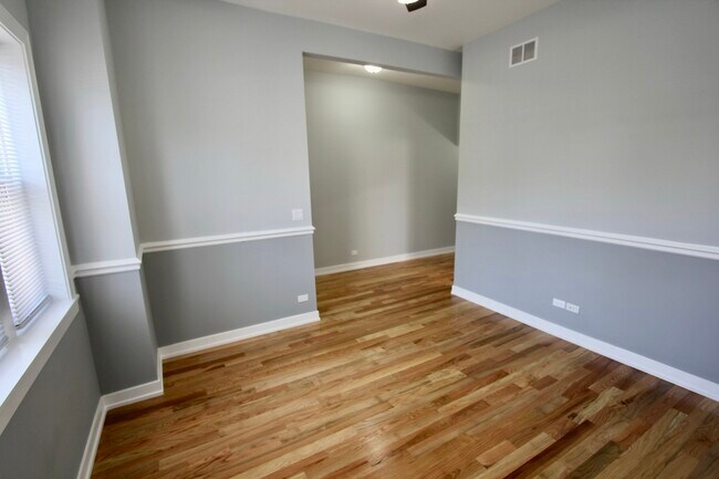 Building Photo - 7413 S Princeton Ave