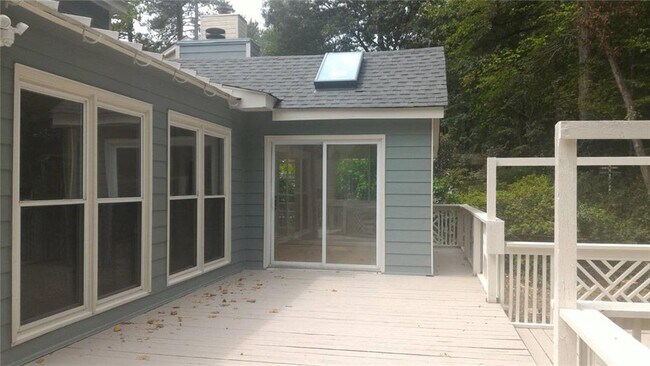 Building Photo - 3655 Liberty Ln