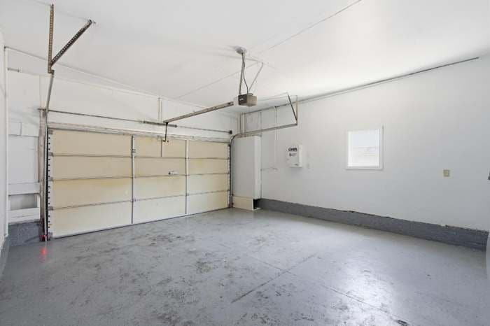 Building Photo - 151 Verbena Dr