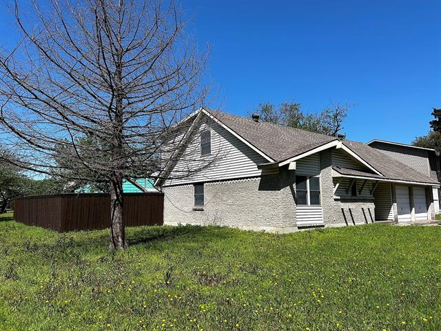 Building Photo - 4301 Live Oak Dr