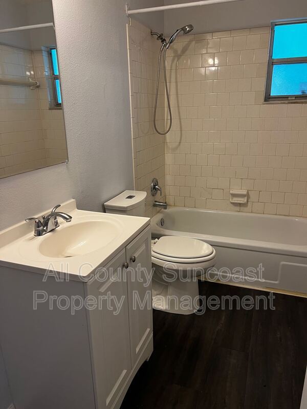 Building Photo - 6277-A 72nd Ave N