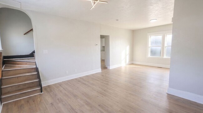 Building Photo - 3440 E 145th St