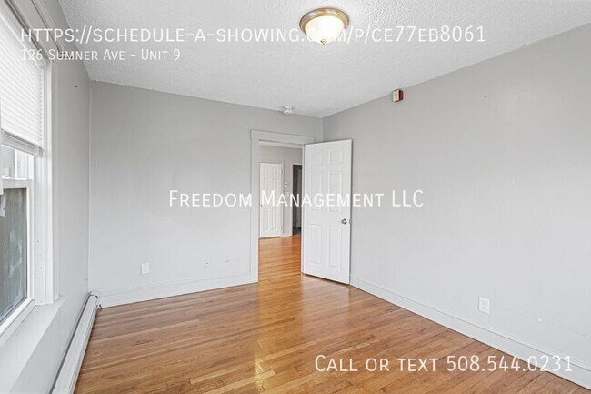 Building Photo - 126 Sumner Ave