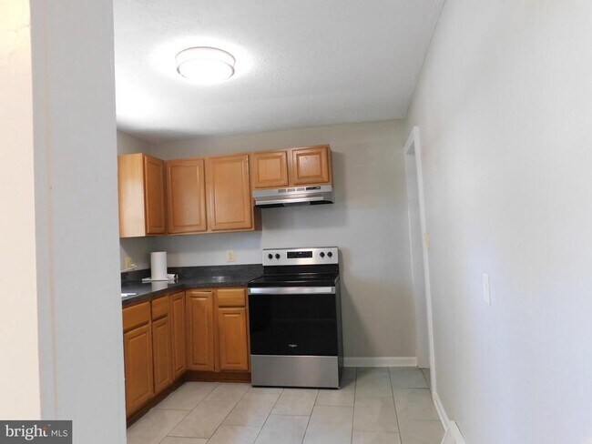 Building Photo - 2251 Senseny Rd