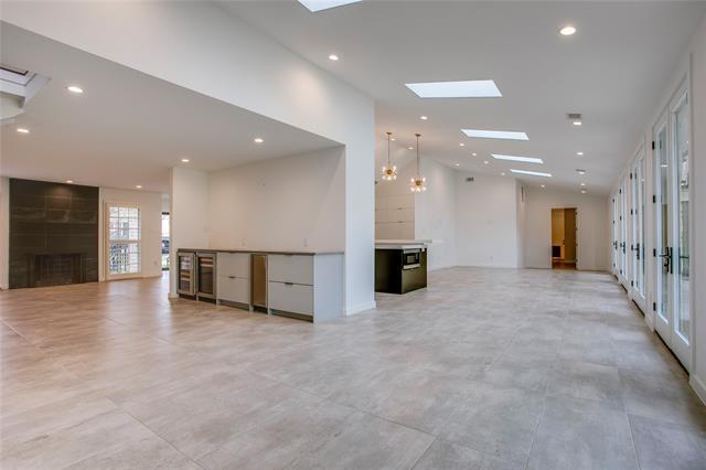 Building Photo - 2045 Marydale Rd