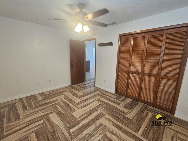 Building Photo - 139 Riverwalk Ct