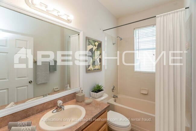 Building Photo - 5209 Clover Mist Dr