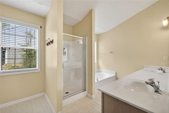Building Photo - 4502 Legend Hollow Ln