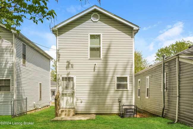 Building Photo - 2814 W Muhammad Ali Blvd
