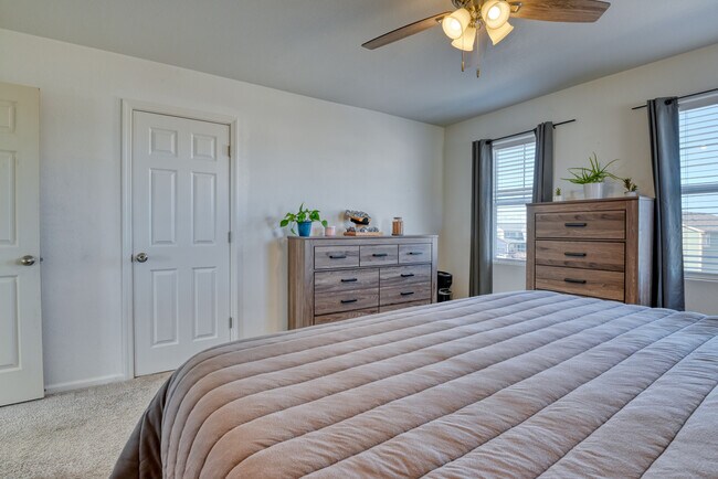 Building Photo - 9857 Beckham St