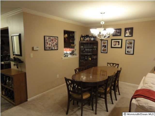 Building Photo - 45 Liverpool Ct