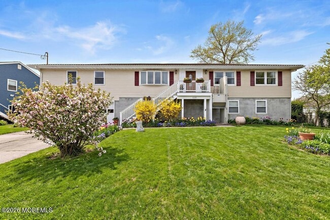 Building Photo - 1205 High Ave