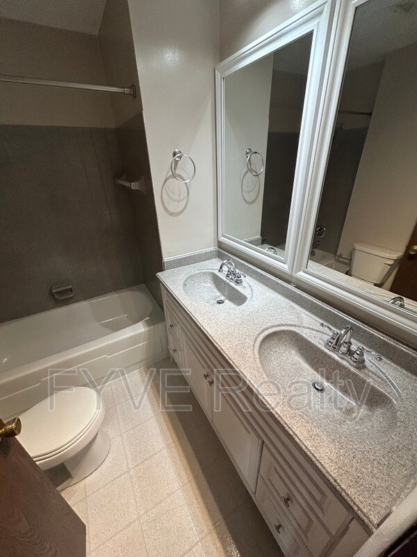 Building Photo - 5590 Barton Rd