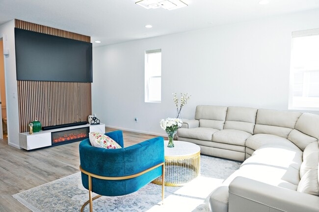 Building Photo - 2327 Prairie Smoke Dr