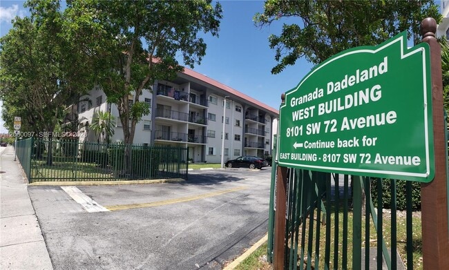 Building Photo - 8107 SW 72nd Ave