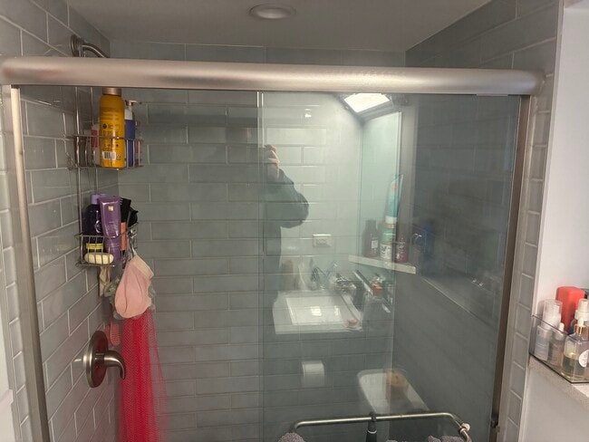 Building Photo - 1336 W Diversey Pkwy