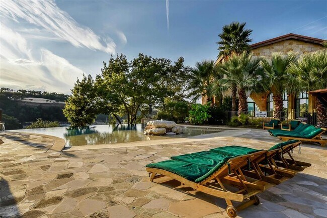 Building Photo - 407 Bonaire Ct