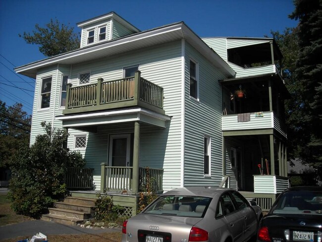 Building Photo - 3 Mclellan St