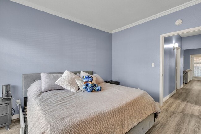 Building Photo - 8600 Coppertowne Ln