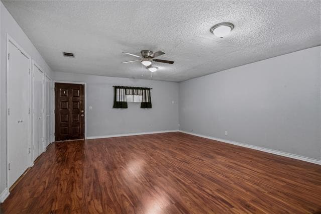 Building Photo - 1518 Camelia Dr