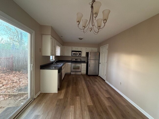 Building Photo - Georgetown Colony