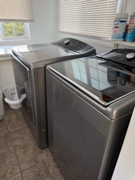 Building Photo - 2538 Griffin Ave