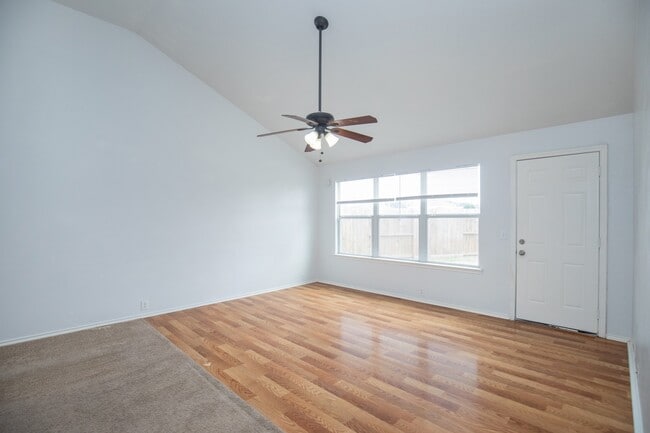 Building Photo - 10447 Sugar Sands Ct