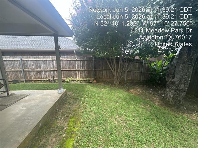 Building Photo - 4211 Meadow Park Dr