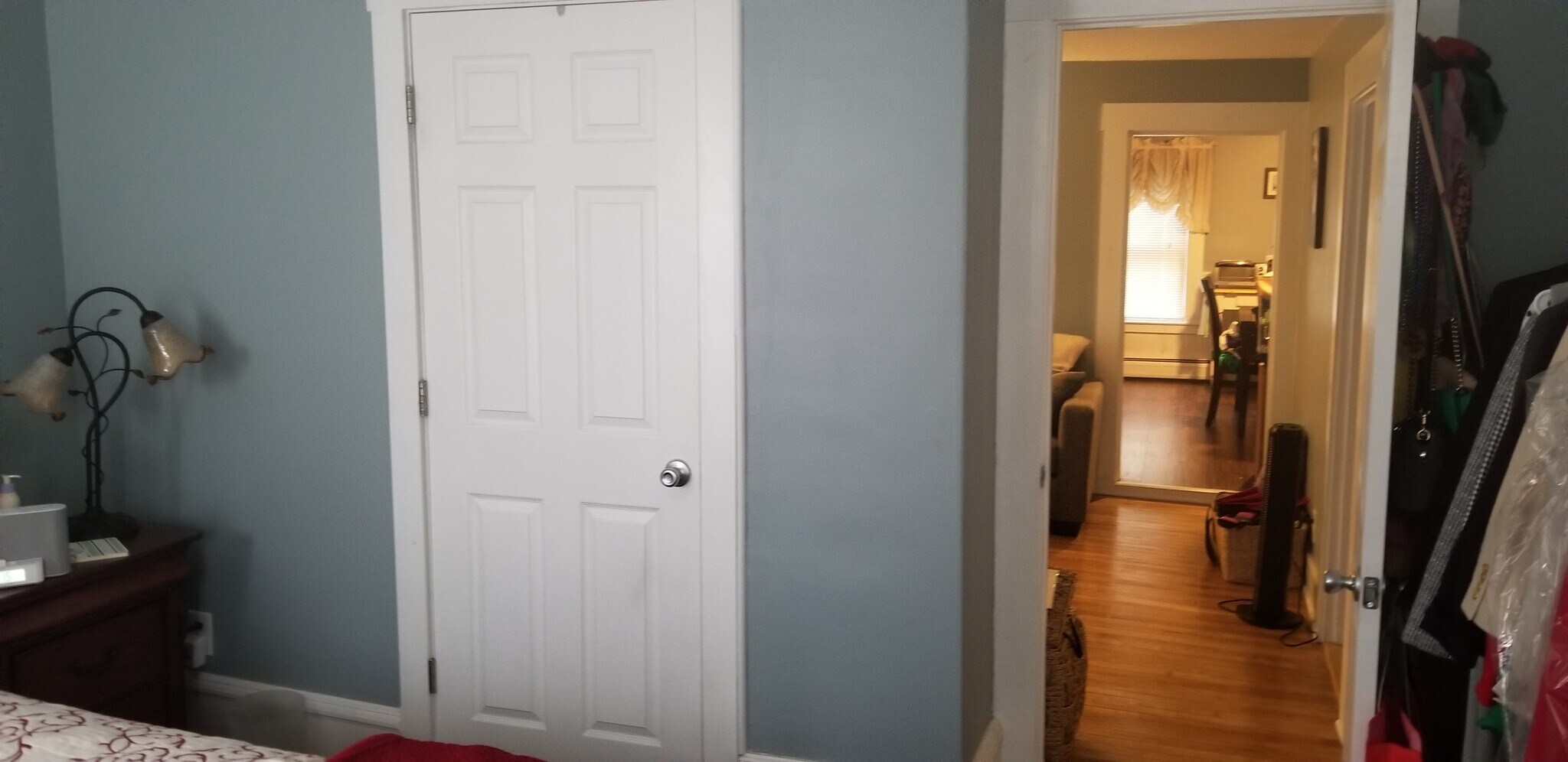 Bedroom - 370 N State St
