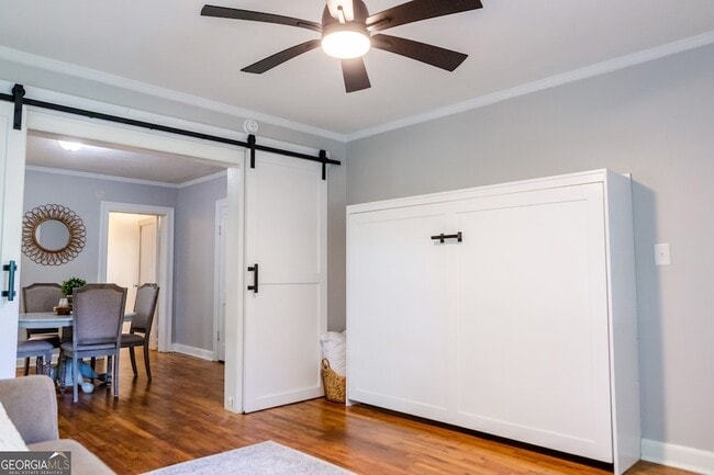 Building Photo - 111 E Screven St