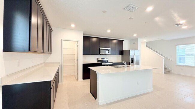 Building Photo - 5694 ENCHANTED MEADOW Aly