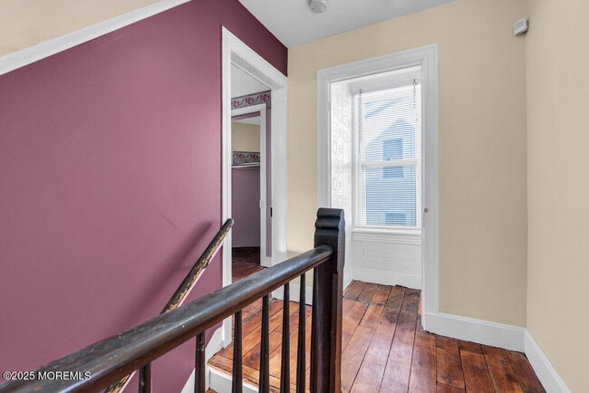 Building Photo - 31 Embury Ave