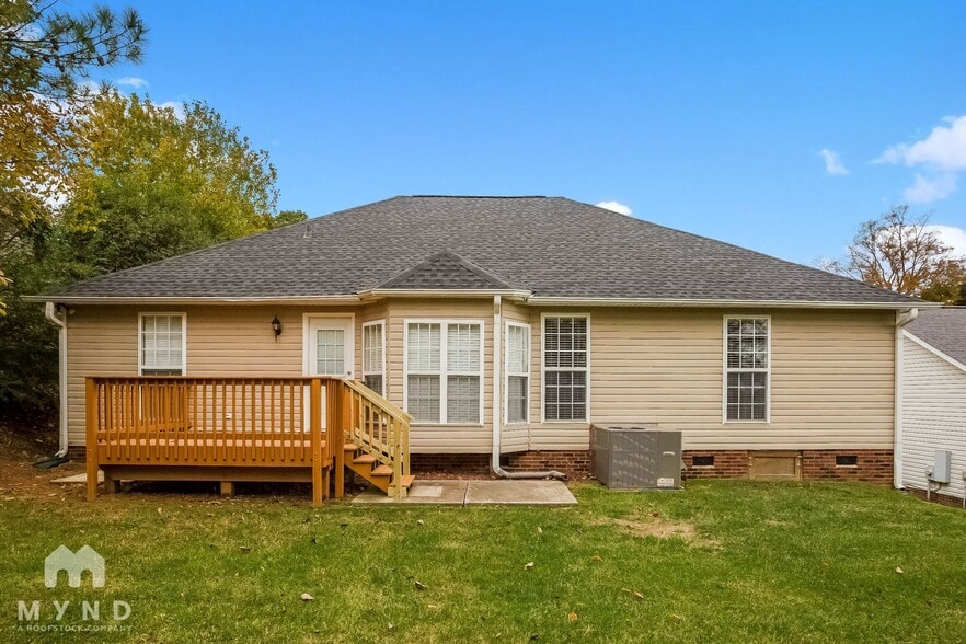 Building Photo - 4723 Hendrix Ct