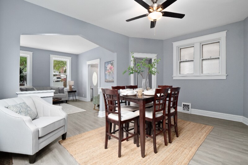 Building Photo - 3526 S Spring Ave