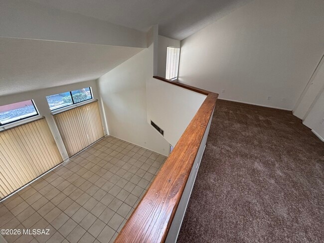 Building Photo - 3120 E Corte De La Raqueta