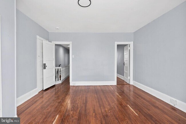 Building Photo - 819 S 56th St