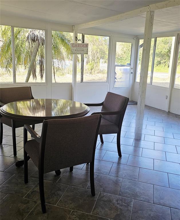 Building Photo - 7714 Deleuil Ave