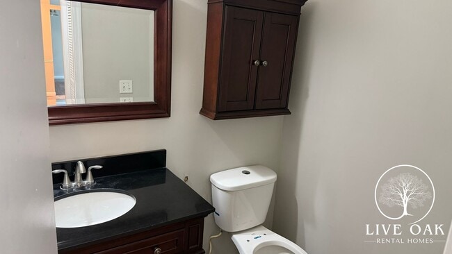 Building Photo - 967 Birchfield Dr