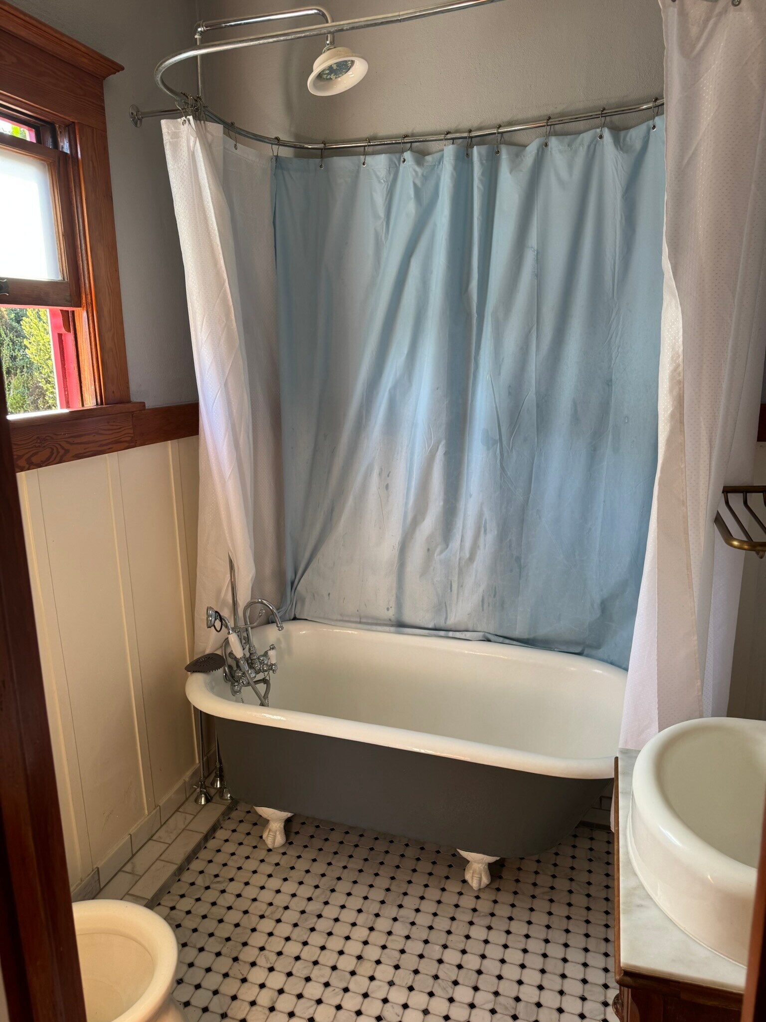 master bath - 1360 Granada Ave