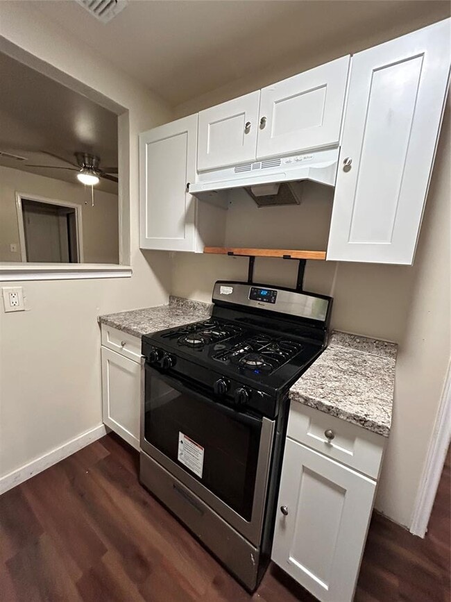 Building Photo - 914 Gene Johnson St