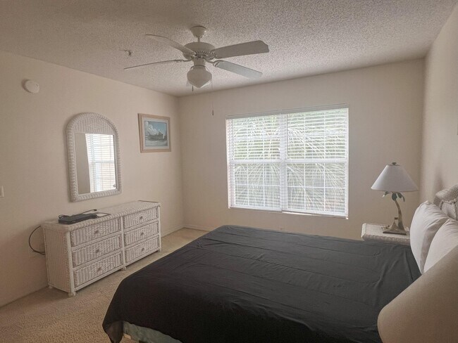 Building Photo - 4274 Calinda Ln