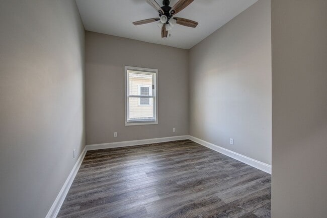 Building Photo - Fully Renovated 3-Bedroom Home with Modern Finishes – Only $1,675 a month!