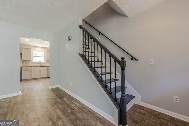 Building Photo - 5458 Winslow Crossing N